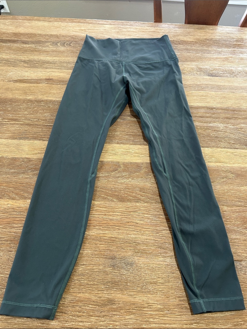 Lululemon Green Active Leggings size 4